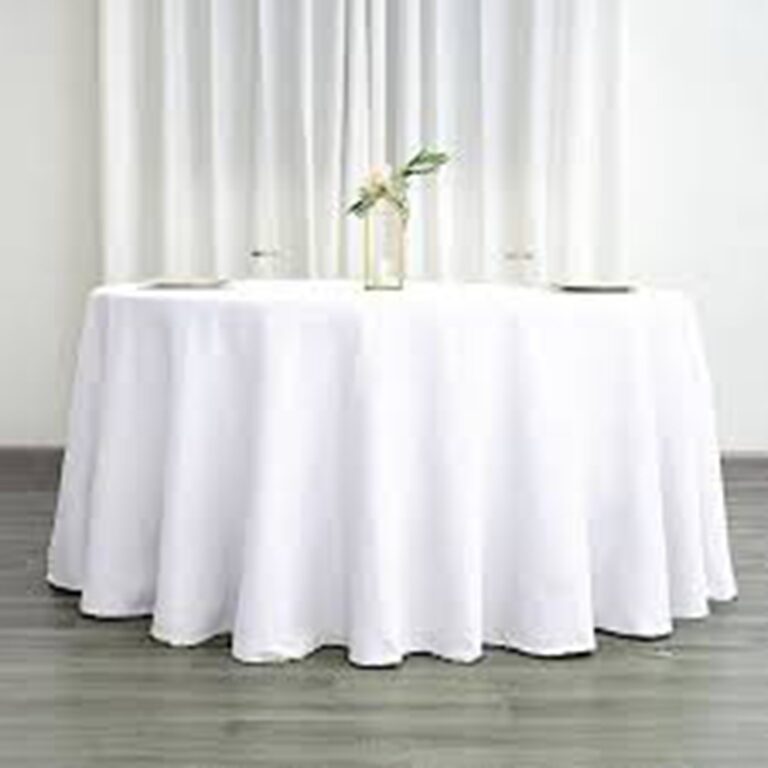 Polyester Tablecloth – Practical, Durable, Cost-Effective