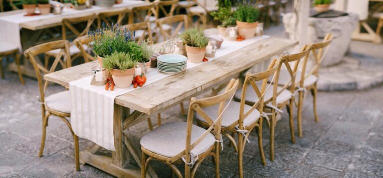 When or Where to Use Table Runners