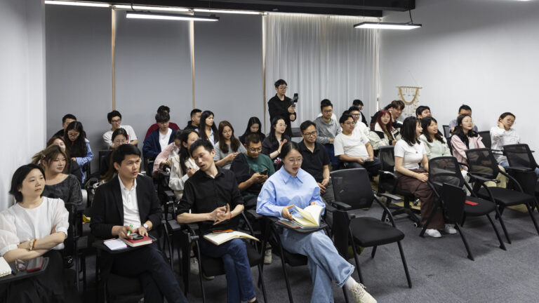 Together we build Shuangyou stability, and the journey to break 100 million is about to start – and the first quarter review meeting