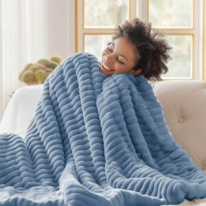 Stripe Flannel Blanket Throw Blanket for Couch Super Soft Cozy Blankets for Women, Cute Small Fleece Blanket for Girls, Line