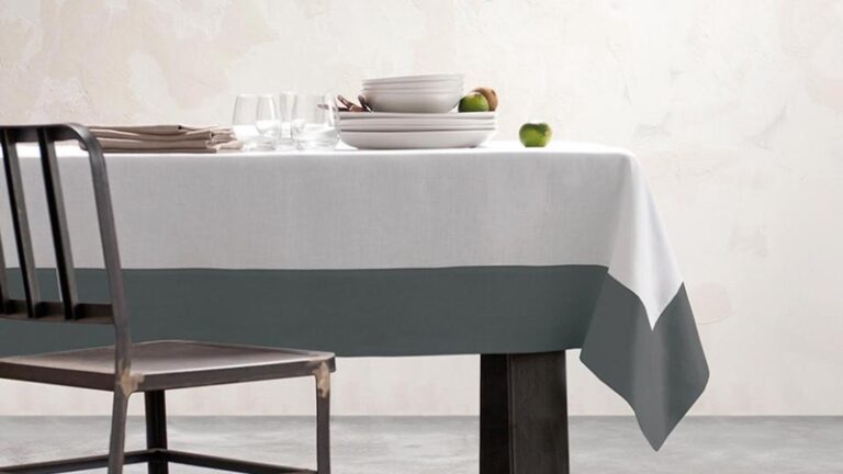 Tablecloths with Contrast Trim: Elevate Your Table Settings with Style & Function