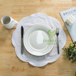 Personalized Scalloped Edge Linen Placemat Set