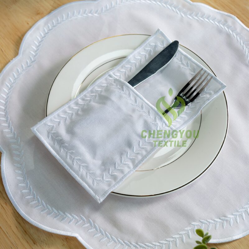 Custom Luxury Thick Linen White Dining Cutlery Pocket Fold Napkins Dust Free Linen Airlaid Prefold Napkin Pocket Set for Utensil - 图片 3