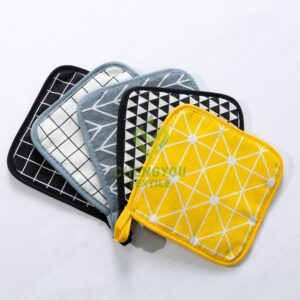 Custom Potholder Heat Resistant Beautiful Textile Kitchen Hot Small Microwave Oven Tea Pot Holder for Kitchen